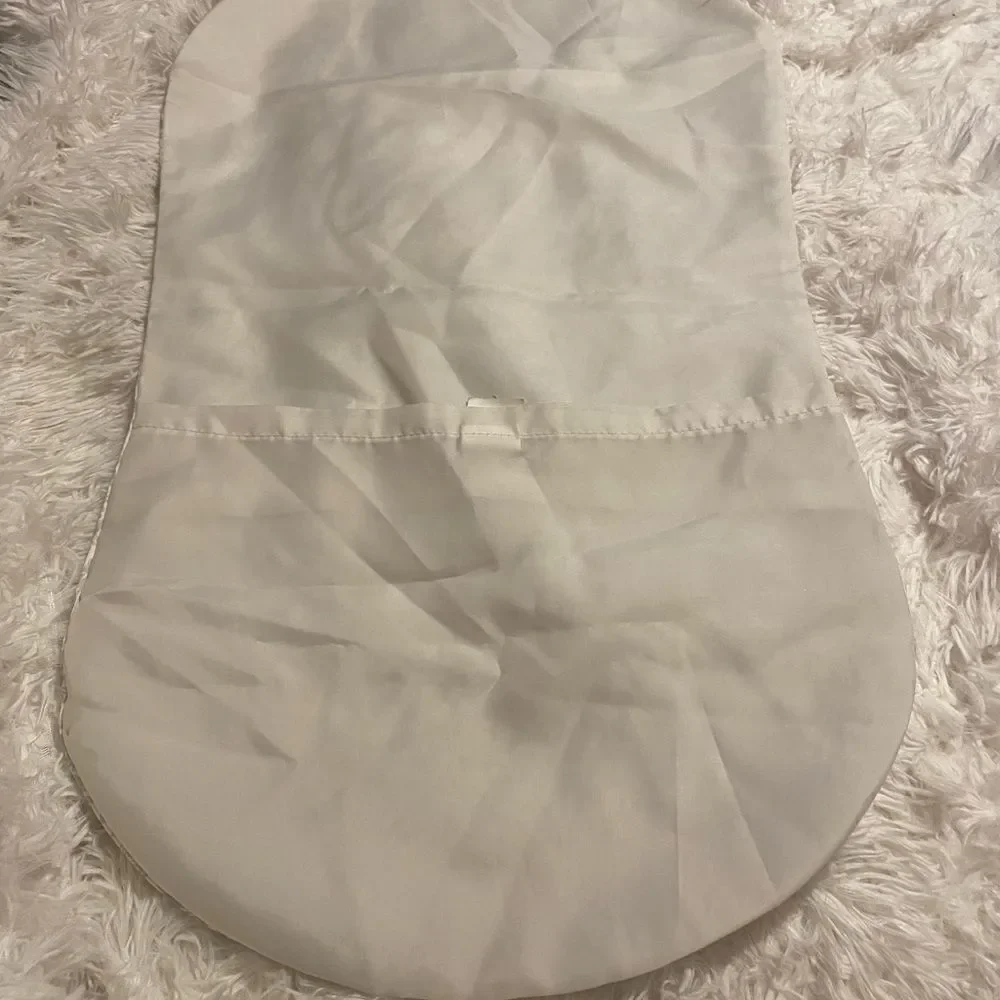 Halo Bassinet Swivel Sleeper Gray & White Damask Print Pad Cover